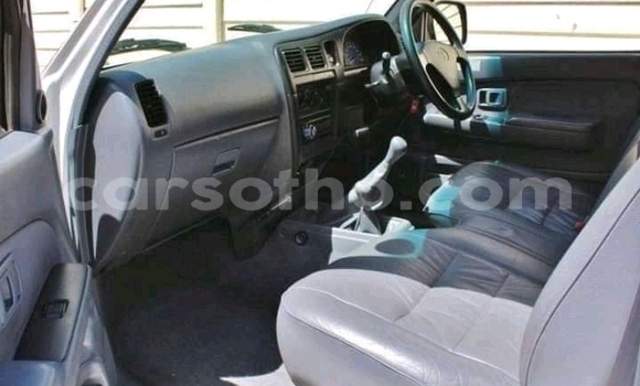 Acheter Occasion Voiture Toyota Hilux Blanc à Maseru, Maseru Acheter Occasion Voiture Toyota Hilux Blanc à Maseru, Maseru