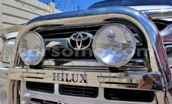 Acheter Occasion Voiture Toyota Hilux Blanc à Maseru, Maseru Acheter Occasion Voiture Toyota Hilux Blanc à Maseru, Maseru