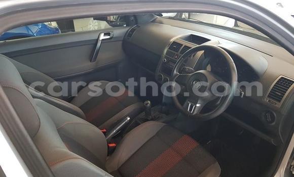 Sayi Na hannu Volkswagen Polo Silver Mota in Maseru a Maseru Sayi Na hannu Volkswagen Polo Silver Mota in Maseru a Maseru
