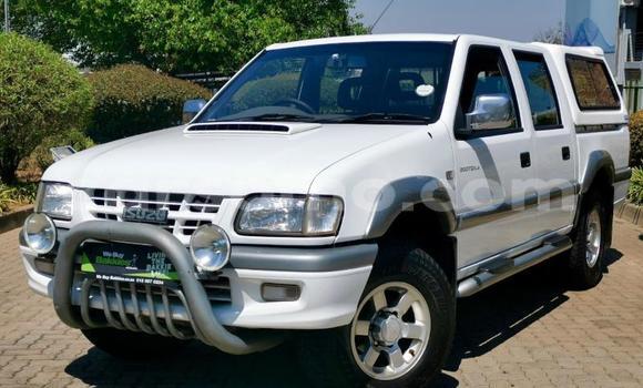 Acheter Occasion Voiture Isuzu KB Blanc à Maseru, Maseru