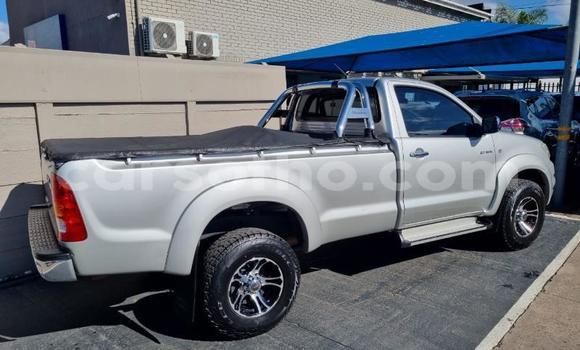 Buy Used Toyota Hilux Silver Car in Maseru in Maseru Buy Used Toyota Hilux Silver Car in Maseru in Maseru