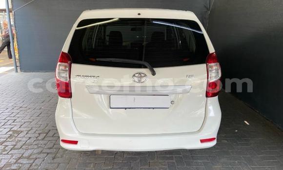 Sayi Na hannu Toyota Avanza White Mota in Maseru a Maseru Sayi Na hannu Toyota Avanza White Mota in Maseru a Maseru