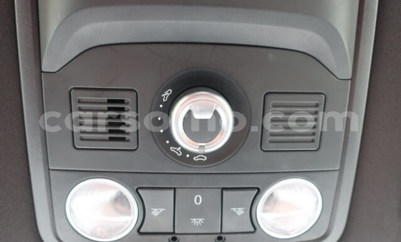 Acheter Occasion Voiture Volkswagen Beetle Blanc à Maputsoe, Leribe Acheter Occasion Voiture Volkswagen Beetle Blanc à Maputsoe, Leribe