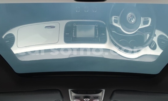 Acheter Occasion Voiture Volkswagen Beetle Blanc à Maputsoe, Leribe Acheter Occasion Voiture Volkswagen Beetle Blanc à Maputsoe, Leribe