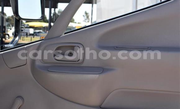 Sayi Na hannu Toyota Dyna White Babbar mota in Maseru a Maseru Sayi Na hannu Toyota Dyna White Babbar mota in Maseru a Maseru