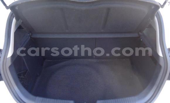 اشتري مستعمل Kia Rio White سيارة في Maseru في Maseru اشتري مستعمل Kia Rio White سيارة في Maseru في Maseru