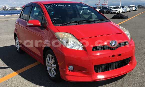 Sayi Na hannu Toyota Vitz Red Mota in Maseru a Maseru