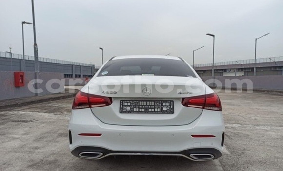 Sayi Na hannu Mercedes-Benz A–Class White Mota in Butha Buthe a Butha-Buthe Sayi Na hannu Mercedes-Benz A–Class White Mota in Butha Buthe a Butha-Buthe