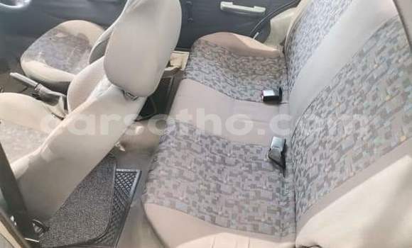 اشتري مستعمل Mazda 323 Silver سيارة في Maseru في Maseru اشتري مستعمل Mazda 323 Silver سيارة في Maseru في Maseru