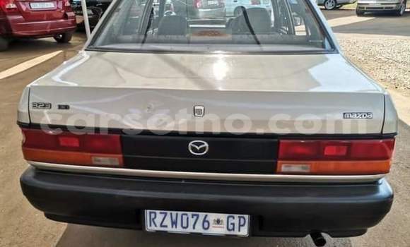 اشتري مستعمل Mazda 323 Silver سيارة في Maseru في Maseru اشتري مستعمل Mazda 323 Silver سيارة في Maseru في Maseru