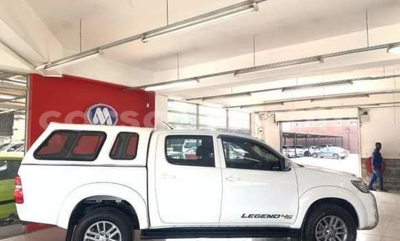اشتري مستعمل Toyota Hilux White سيارة في Maseru في Maseru اشتري مستعمل Toyota Hilux White سيارة في Maseru في Maseru