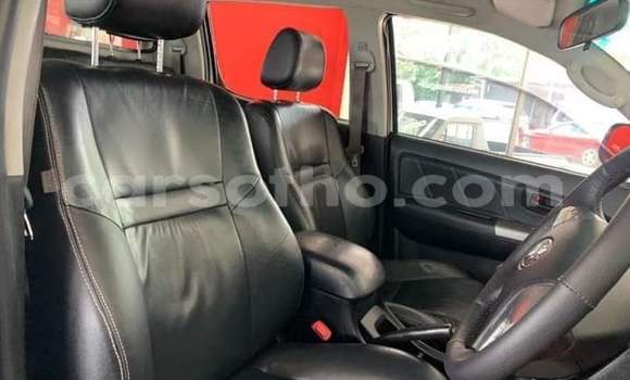 اشتري مستعمل Toyota Hilux White سيارة في Maseru في Maseru اشتري مستعمل Toyota Hilux White سيارة في Maseru في Maseru