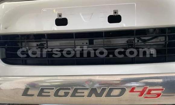 اشتري مستعمل Toyota Hilux White سيارة في Maseru في Maseru اشتري مستعمل Toyota Hilux White سيارة في Maseru في Maseru