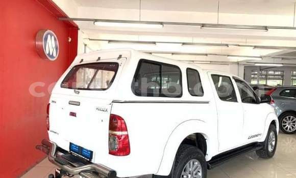 اشتري مستعمل Toyota Hilux White سيارة في Maseru في Maseru اشتري مستعمل Toyota Hilux White سيارة في Maseru في Maseru