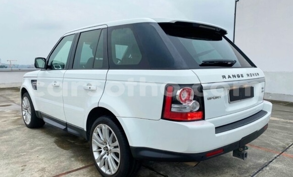 Acheter Occasion Voiture Land Rover Range Rover Sport Blanc à Thaba–Tseka, Mafeteng Acheter Occasion Voiture Land Rover Range Rover Sport Blanc à Thaba–Tseka, Mafeteng