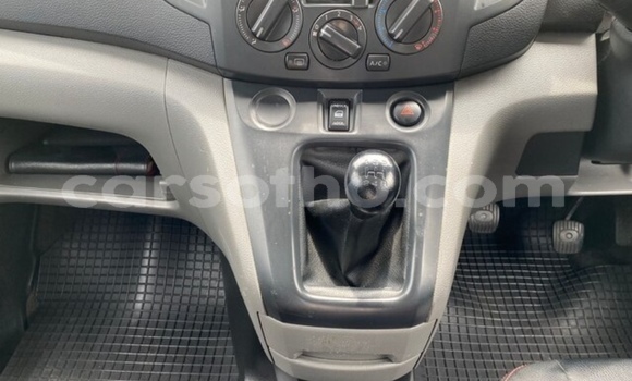 Acheter Occasion Voiture Nissan NV200 Blanc à Maputsoe, Leribe Acheter Occasion Voiture Nissan NV200 Blanc à Maputsoe, Leribe