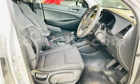 Buy Used Hyundai Tucson Silver Car in Hlotse in Leribe Buy Used Hyundai Tucson Silver Car in Hlotse in Leribe