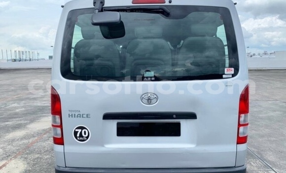 اشتري مستعمل Toyota Hiace Silver سيارة في Maputsoe في Leribe اشتري مستعمل Toyota Hiace Silver سيارة في Maputsoe في Leribe