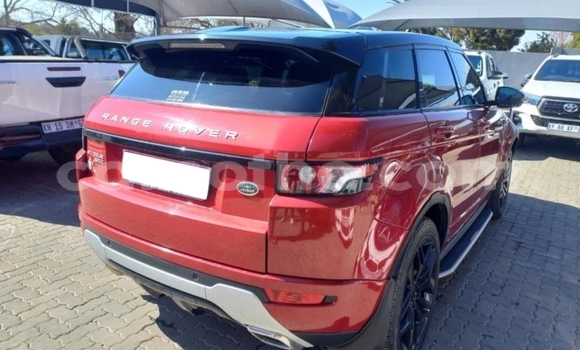 Acheter Occasion Voiture Land Rover Range Rover Evoque Rouge à Maputsoe, Leribe Acheter Occasion Voiture Land Rover Range Rover Evoque Rouge à Maputsoe, Leribe