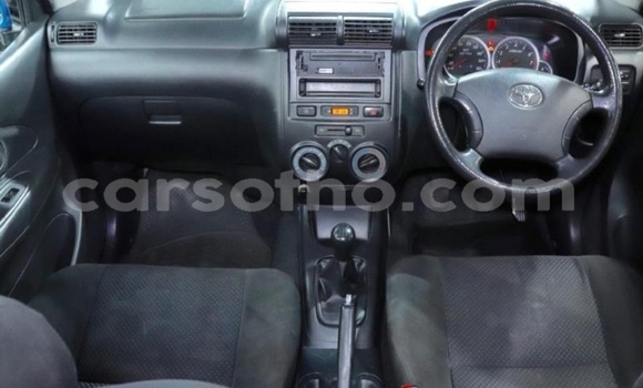 Sayi Na hannu Toyota Avanza Blue Mota in Thaba–Tseka a Mafeteng Sayi Na hannu Toyota Avanza Blue Mota in Thaba–Tseka a Mafeteng