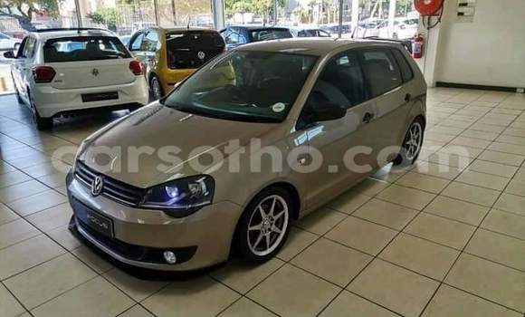 اشتري مستعمل Volkswagen Polo Beige سيارة في Maseru في Maseru اشتري مستعمل Volkswagen Polo Beige سيارة في Maseru في Maseru