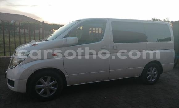 Buy Used Nissan Elgrand White Car in Maseru in Maseru Buy Used Nissan Elgrand White Car in Maseru in Maseru