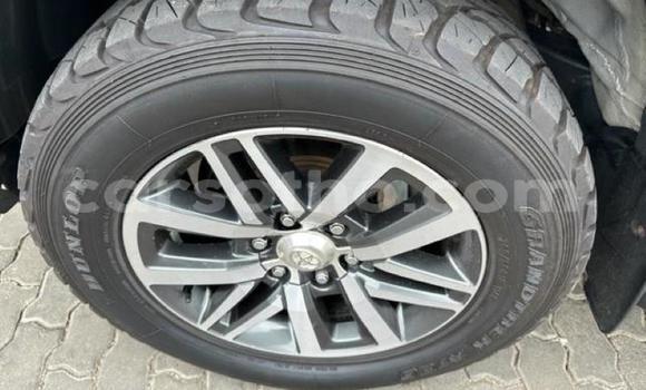 Sayi Na hannu Toyota Fortuner White Mota in Maseru a Maseru Sayi Na hannu Toyota Fortuner White Mota in Maseru a Maseru