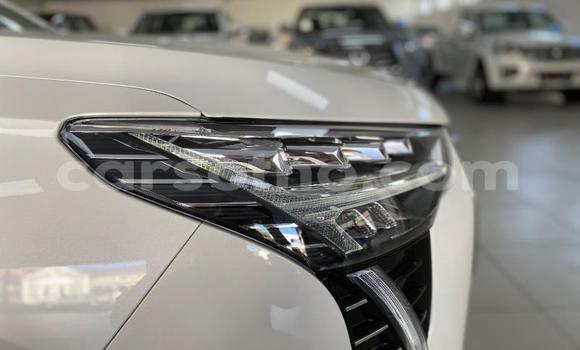 Sayi Na hannu Haval H8 White Mota in Maseru a Maseru Sayi Na hannu Haval H8 White Mota in Maseru a Maseru