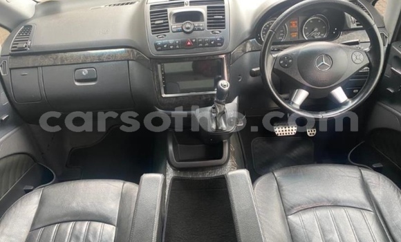 اشتري مستعمل Mercedes Viano Silver سيارة في Maputsoe في Leribe اشتري مستعمل Mercedes Viano Silver سيارة في Maputsoe في Leribe