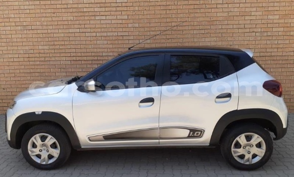 Buy Used Renault KWID Silver Car in Maseru in Maseru Buy Used Renault KWID Silver Car in Maseru in Maseru