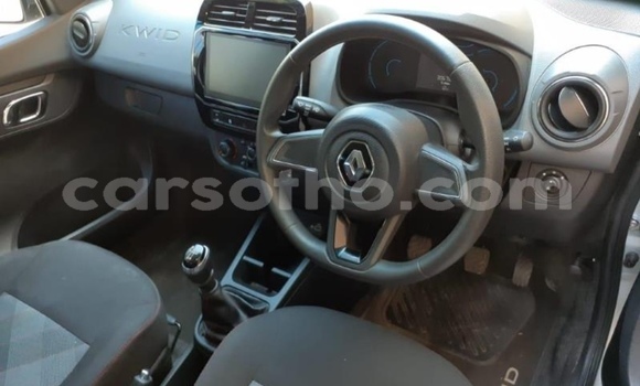 Buy Used Renault KWID Silver Car in Maseru in Maseru Buy Used Renault KWID Silver Car in Maseru in Maseru