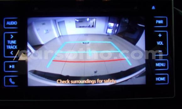 اشتري مستعمل Toyota Hilux White سيارة في Maseru في Maseru اشتري مستعمل Toyota Hilux White سيارة في Maseru في Maseru