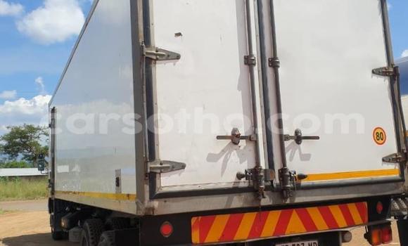 اشتري مستعمل Nissan UD Other شاحنة في Maseru في Maseru اشتري مستعمل Nissan UD Other شاحنة في Maseru في Maseru