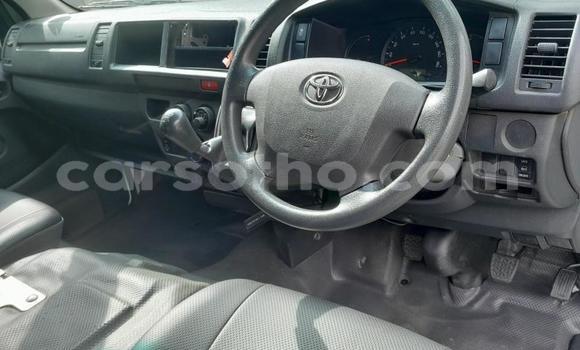 اشتري مستعمل Toyota Hiace White سيارة في Maseru في Maseru اشتري مستعمل Toyota Hiace White سيارة في Maseru في Maseru