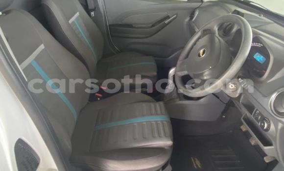 اشتري مستعمل Chevrolet Corsa White سيارة في Maseru في Maseru اشتري مستعمل Chevrolet Corsa White سيارة في Maseru في Maseru