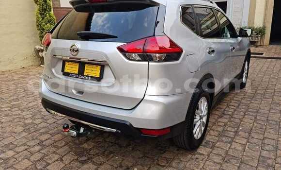 Acheter Occasion Voiture Nissan X–Trail Gris à Maseru, Maseru Acheter Occasion Voiture Nissan X–Trail Gris à Maseru, Maseru