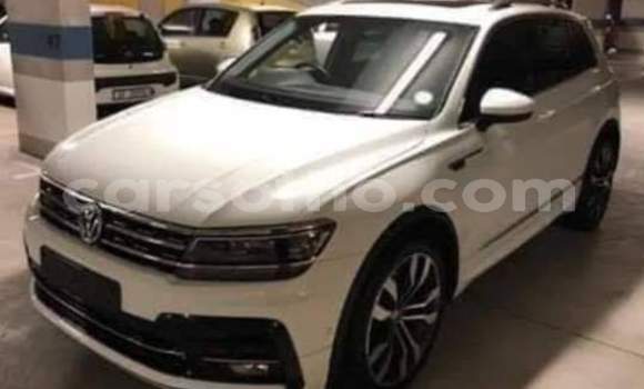 Acheter Occasion Voiture Volkswagen Tiguan Blanc à Maseru, Maseru Acheter Occasion Voiture Volkswagen Tiguan Blanc à Maseru, Maseru