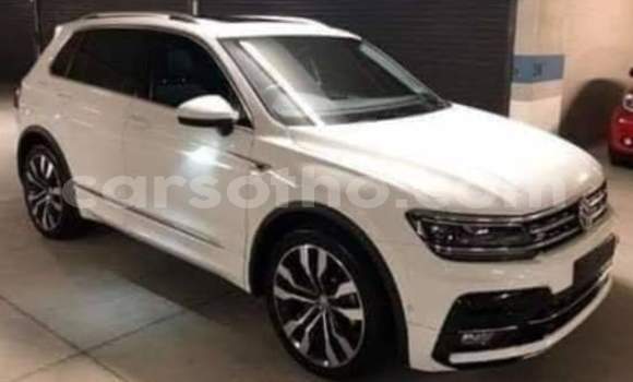 Acheter Occasion Voiture Volkswagen Tiguan Blanc à Maseru, Maseru Acheter Occasion Voiture Volkswagen Tiguan Blanc à Maseru, Maseru