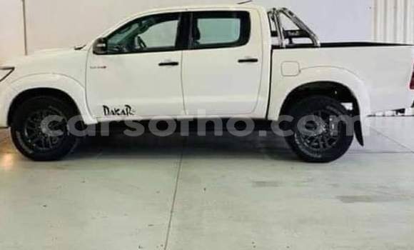 اشتري مستعمل Toyota Hilux White سيارة في Maseru في Maseru اشتري مستعمل Toyota Hilux White سيارة في Maseru في Maseru