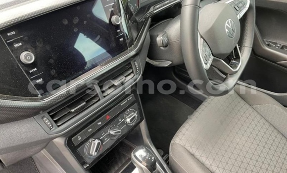 Acheter Occasion Voiture Volkswagen T-Roc Gris à Butha–Buthe, Thaba-Tseka Acheter Occasion Voiture Volkswagen T-Roc Gris à Butha–Buthe, Thaba-Tseka