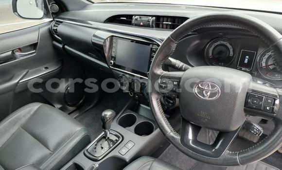 اشتري مستعمل Toyota Hilux White سيارة في Maseru في Maseru اشتري مستعمل Toyota Hilux White سيارة في Maseru في Maseru