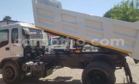 اشتري مستعمل Isuzu FTR 850 White شاحنة في Maseru في Maseru اشتري مستعمل Isuzu FTR 850 White شاحنة في Maseru في Maseru