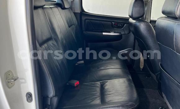 Buy Used Toyota Hilux White Car in Maseru in Maseru Buy Used Toyota Hilux White Car in Maseru in Maseru