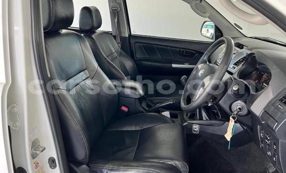 Buy Used Toyota Hilux White Car in Maseru in Maseru Buy Used Toyota Hilux White Car in Maseru in Maseru