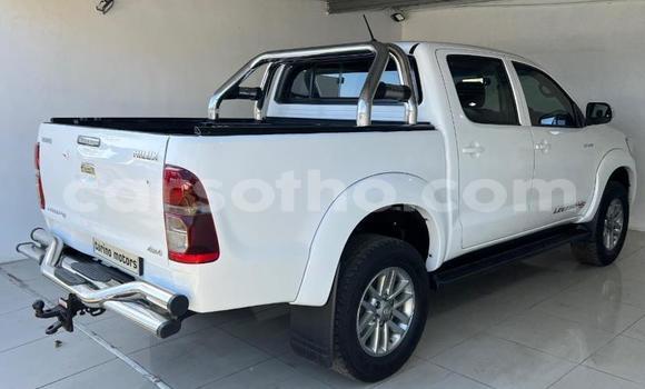 Buy Used Toyota Hilux White Car in Maseru in Maseru Buy Used Toyota Hilux White Car in Maseru in Maseru