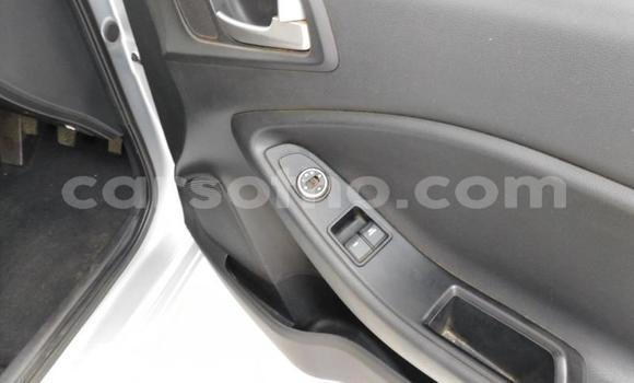 Acheter Occasion Voiture Hyundai i20 Blanc à Maseru, Maseru Acheter Occasion Voiture Hyundai i20 Blanc à Maseru, Maseru