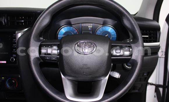 Acheter Occasion Voiture Toyota Fortuner Blanc à Maseru, Maseru Acheter Occasion Voiture Toyota Fortuner Blanc à Maseru, Maseru
