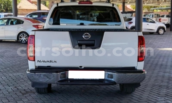 Acheter Occasion Voiture Nissan Navara Blanc à Maputsoa, Leribe Acheter Occasion Voiture Nissan Navara Blanc à Maputsoa, Leribe