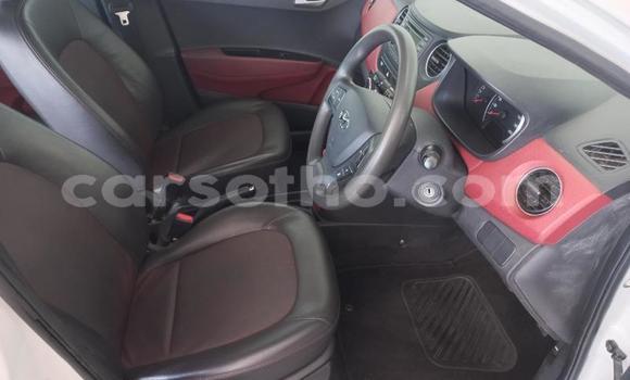 Sayi Na hannu Hyundai i10 White Mota in Maseru a Maseru Sayi Na hannu Hyundai i10 White Mota in Maseru a Maseru