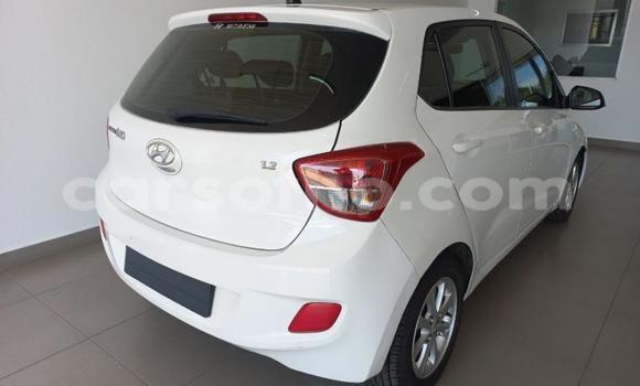 Sayi Na hannu Hyundai i10 White Mota in Maseru a Maseru Sayi Na hannu Hyundai i10 White Mota in Maseru a Maseru